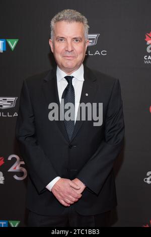 Toronto, Canada. 02 décembre 2023. Rick Mercer assiste au gala du Walk of Fame du Canada au Metro Convention Centre de Toronto. Le gala du Walk of Fame du Canada est un événement officiel qui se tient à Toronto et qui reconnaît des personnalités canadiennes remarquables. La soirée se déroule avec une réception sur tapis rouge, culminant par une cérémonie de remise des prix qui commémore les contributions de personnalités distinguées au paysage culturel du pays. Crédit : SOPA Images Limited/Alamy Live News Banque D'Images