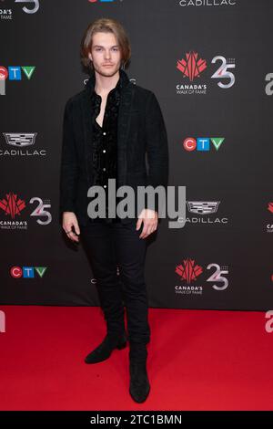Toronto, Canada. 02 décembre 2023. Jackson assiste au gala du Walk of Fame du Canada au Metro Convention Centre de Toronto. Le gala du Walk of Fame du Canada est un événement officiel qui se tient à Toronto et qui reconnaît des personnalités canadiennes remarquables. La soirée se déroule avec une réception sur tapis rouge, culminant par une cérémonie de remise des prix qui commémore les contributions de personnalités distinguées au paysage culturel du pays. (Photo Shawn Goldberg/SOPA Images/Sipa USA) crédit : SIPA USA/Alamy Live News Banque D'Images