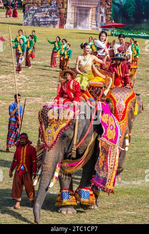 Surin Elephant Roundup Festival 17 novembre 2023 Banque D'Images