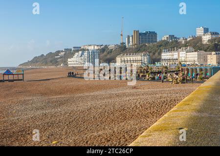 Le développement Shoreline presque terminé sur la plage Folkestone Banque D'Images