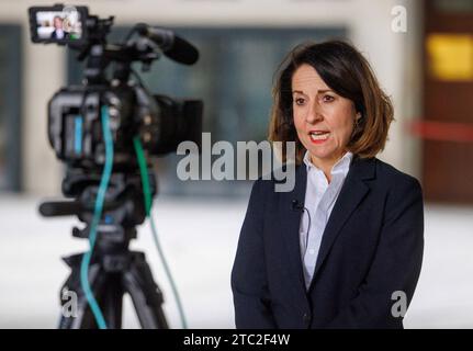 Londres, Royaume-Uni. 10 décembre 2023. Liz Kendall, secrétaire d'État fantôme au travail et aux pensions, à la BBC dimanche avec Laura Kuenssberg. Crédit : Karl Black/Alamy Live News Banque D'Images