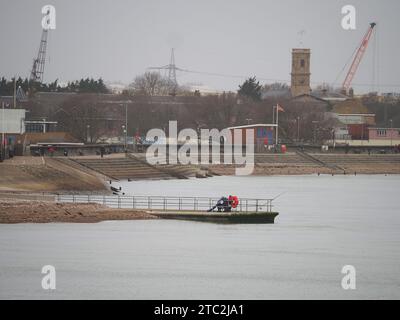 Sheerness, Kent, Royaume-Uni. 10 décembre 2023. Météo Royaume-Uni : un jour gris et humide à Sheerness, Kent. Crédit : James Bell/Alamy Live News Banque D'Images