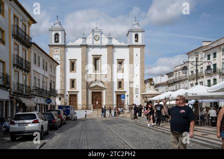 Igreja de Santo Antão - Église Saint-Anton & Praca do Giraldo Giraldo Square, Vieille ville, Evora, Alentejo, Portugal Banque D'Images