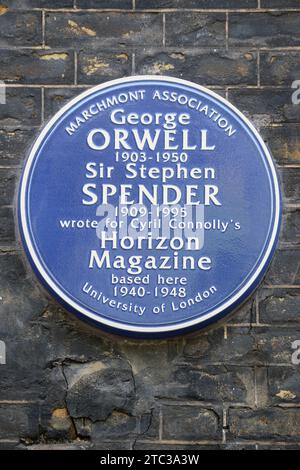 George Orwell et Sir Stephen Spender ont écrit pour Cyril Connolly's Horizon Magazine Blue plaque Selwyn House, Lansdowne Terrace, Bloomsbury, Londres Banque D'Images
