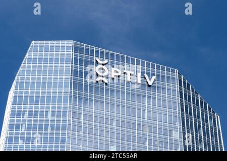 Immeuble de bureaux du siège d'Optiv à Denver, Colorado, États-Unis - 17 mai 2023. Banque D'Images