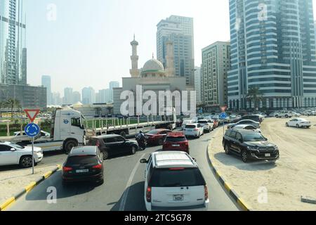 Mosquée Al Ferdoos à Sharjah, Émirats arabes Unis. Banque D'Images