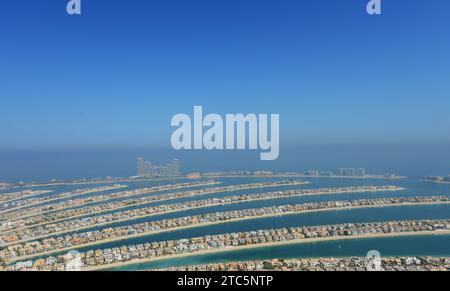 Une vue du Palm Jumeirah depuis la tour d'observation - vue au Palm, Dubaï, Émirats arabes Unis. Banque D'Images