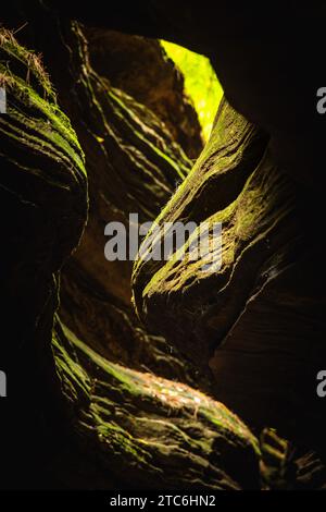 Rochers incurvés avec natures Glow dans le Wisconsin Banque D'Images