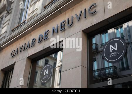 Bordeaux , France - 11 20 2023 : Caviar de neuvic logo boutique de texte et enseigne de marque Producteur de caviar français en france Banque D'Images