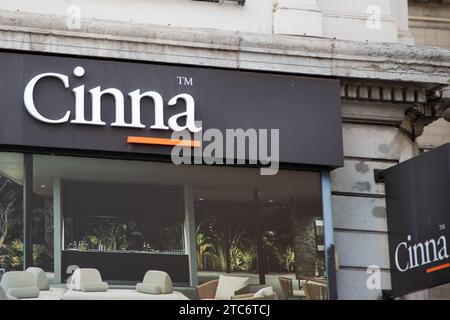 Bordeaux , France - 11 04 2023 : Cinna shop logo et texte de signe sur le mur magasin français décoration maison marque de chaîne intérieure Banque D'Images