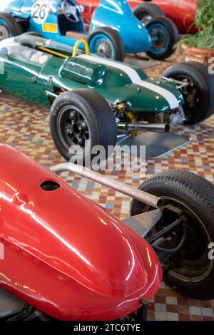 Talmont , France - 09 28 2023 : marque de course automobile de voitures de course en France Musée classique à talmont vendée france Banque D'Images