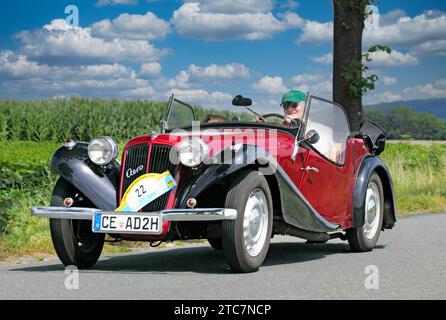 Von der ADAC - Niedersachsen - Classique 2007. Hier Aero 30 - Sport BJ. 1936 - auf der L444 zwischen Bad Nenndorf/Reinsen und Stadthagen am 21.07.2007. *** De l'ADAC Niedersachsen Classic 2007 ici Aero 30 Sport BJ 1936 sur la L444 entre Bad Nenndorf Reinsen et Stadthagen sur 21 07 2007 Banque D'Images