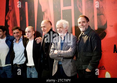 ROME, ITALIE - DÉCEMBRE 11 : Gianmarco Franchini, Pierfrancesco Favino, Adriano Giannini, réalisateur Stefano Sollima, Toni Servillo, Valerio Mastandrea Banque D'Images