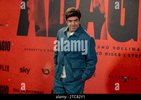 Rome, Italie. 11 décembre 2023. Pierfrancesco Favino est présent au photocall du film ''Adagio'' au Space Moderno à Rome, Italie, le 11 décembre 2023. (Photo de Luca Carlino/NurPhoto)0 crédit : NurPhoto SRL/Alamy Live News Banque D'Images