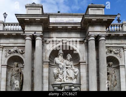 Monument à François-Joseph Ier sur la place Albertina à Vienne Banque D'Images