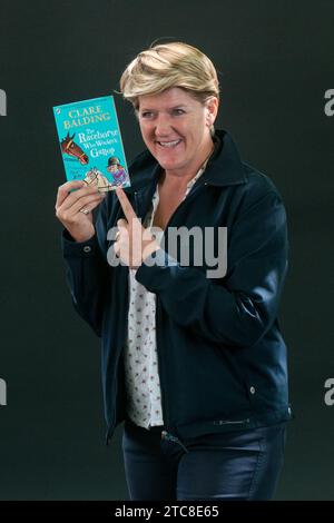 Diffuseur primé, journaliste et auteur Clare Balding assiste à un photocall au cours de l'Edinburgh International Book Festival le 12 août 2017 Banque D'Images