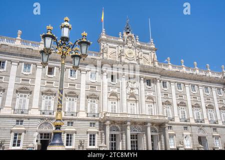 Façade du palais royal historique de Madrid, Espagne Banque D'Images