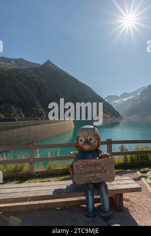 Barrage et réservoir de Schlegeis (1782m NGF), Alpes de Zillertal, Parc national, Tyrol, Autriche, Europe Banque D'Images