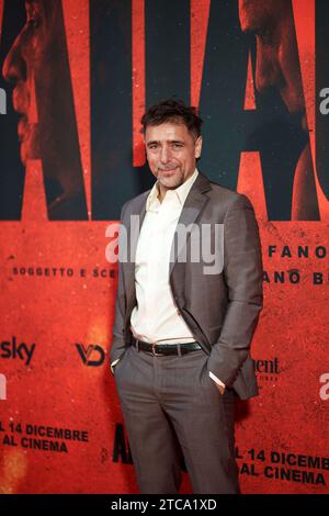 ROME, ITALIE - DÉCEMBRE 11 : Adriano Giannini assiste au tapis rouge du film 'Adagio' au Space Parco de Medici le 11 décembre 2023 à Rome, Banque D'Images