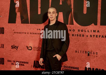 Rome, Italie. 11 décembre 2023. Gianmarco Franchini est présent sur le tapis rouge du film ''Adagio'' à l'espace Parco de Medici à Rome, Italie, le 11 décembre 2023. (Photo de Luca Carlino/NurPhoto) crédit : NurPhoto SRL/Alamy Live News Banque D'Images