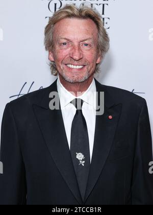 Beverly Hills, États-Unis. 11 décembre 2023. BEVERLY HILLS, LOS ANGELES, CALIFORNIE, ÉTATS-UNIS - DÉCEMBRE 11 : réalisateur et producteur de télévision et de cinéma anglais, juge de concours de danse télévisée, ancien danseur de la Young Generation et chorégraphe Nigel Lythgoe arrive à l'American Ballet Theatre's Holiday Benefit 2023 qui se tient à l'hôtel Beverly Hilton le 11 décembre 2023 à Beverly Hills, Los Angeles, Californie, États-Unis. (Photo de Xavier Collin/image Press Agency) crédit : image Press Agency/Alamy Live News Banque D'Images