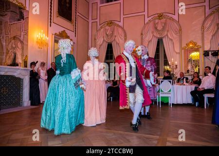 Bal masqué au Palais baroque de Rammenau, Palais de Rammenau à Rammenau près de Bischofswerda dans le quartier de Bautzen est l'un des plus beaux Banque D'Images