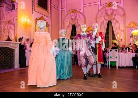 Bal masqué au Palais baroque de Rammenau, Palais de Rammenau à Rammenau près de Bischofswerda dans le quartier de Bautzen est l'un des plus beaux Banque D'Images