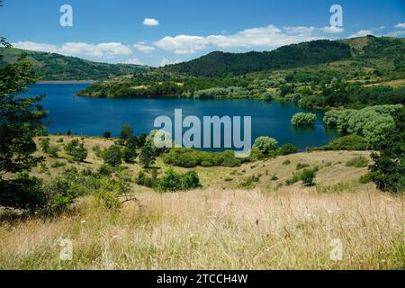 Lac Camposto, Gran Sasso et Monti della Laga Parc National, province de l'Aquila, région des Abruzzes, Italie Banque D'Images