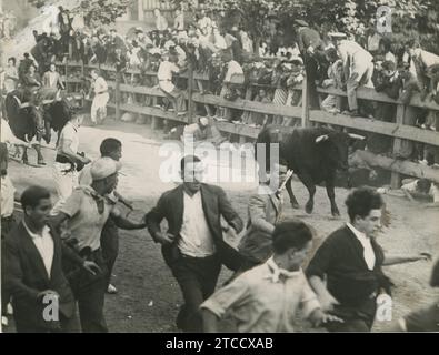 Pamplona. 07/08/1934. Deuxième course des taureaux pendant les festivités de San Fermín. Crédit : Album / Archivo ABC / Roldán Banque D'Images