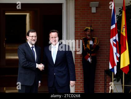 MADRID, 8 avril 2013. Le Président du Gouvernement Mariano Rajoy reçoit le Premier Ministre du Royaume-Uni David Cameron au Palais Moncloa. Image Oscar del Pozo (ARCHDC) Oscar del Pozo. Crédit : Album / Archivo ABC / Oscar del Pozo Banque D'Images