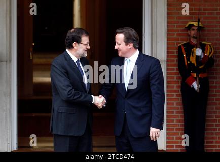 MADRID, 8 avril 2013. Le Président du Gouvernement Mariano Rajoy reçoit le Premier Ministre du Royaume-Uni David Cameron au Palais Moncloa. Image Oscar del Pozo (ARCHDC) Oscar del Pozo. Crédit : Album / Archivo ABC / Oscar del Pozo Banque D'Images