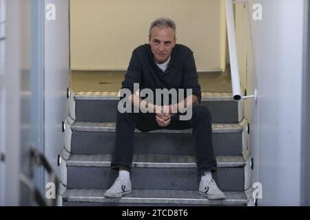 Madrid, 11/07/2017. Entretien avec le chanteur de Hombres G, David Summers. Photo : Jaime García. Archdc. Crédit : Album / Archivo ABC / Jaime García Banque D'Images