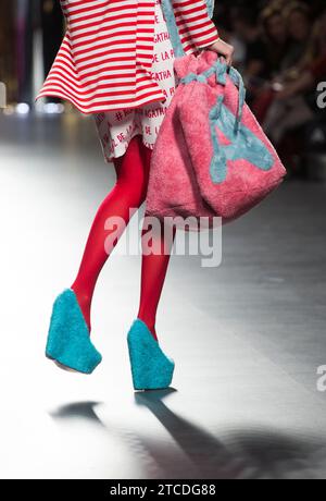 Madrid, 02/19/2016. Mbfw Mercedes Benz Fashion week. Défilé Agatha Ruiz de la Prada. Photo : de Saint Bernard et Ange par Antonio Archdc. Crédit : Album / Archivo ABC / Eduardo San Bernardo,Ángel de Antonio Banque D'Images