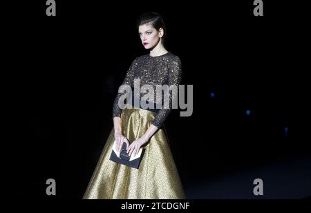 Madrid, 02/19/2016. Mbfw Mercedes Benz Fashion week. Hanníbal Parade Laguna. Photo : de Saint Bernard et Ange par Antonio Archdc. Crédit : Album / Archivo ABC / Eduardo San Bernardo,Ángel de Antonio Banque D'Images