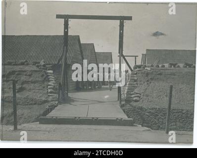 Guerre marocaine. Campagne de Melilla, 1909. Pont-levis dans le fort de la Restinga. Crédit : Album / Archivo ABC Banque D'Images