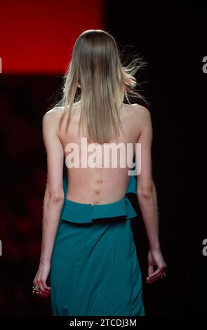 Madrid, 02/19/2016. Mbfw Mercedes Benz Fashion week. Juanjo Oliva. Photo : de Saint Bernard et Ange par Antonio Archdc. Crédit : Album / Archivo ABC / Ángel de Antonio,Eduardo San Bernardo Banque D'Images