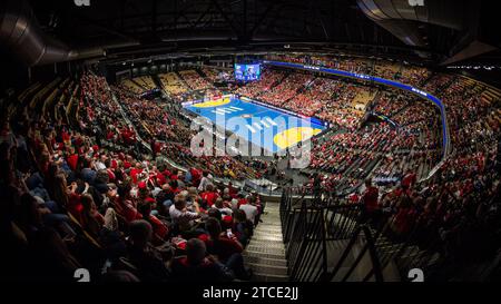 Herning, Danemark. 11 décembre 2023. La Jyske Bank Boxen vue au Championnat du monde de handball de l'IHF 2023 entre l'Allemagne et le Danemark à Herning. (Crédit photo : Gonzales photo/Alamy Live News Banque D'Images