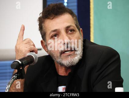 Tokyo, Japon. 12 décembre 2023. Un membre de la famille des otages israéliens enlevés par le Hamas, Sason Ezra Zeharia (oncle d'Eden Zechariah) tient une conférence de presse au Club national de la presse du Japon à Tokyo le mardi 12 décembre 2023. Des membres de la famille des otages sont maintenant à Tokyo pour rencontrer des représentants du gouvernement japonais et demander à soutenir la libération des otages. (Photo de Yoshio Tsunoda/AFLO) Banque D'Images