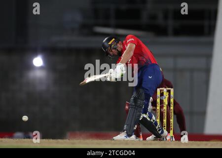 Le capitaine anglais Jos Buttler bat lors du 1e match international CG United T20 entre les Antilles et l'Angleterre au Kensington Oval, Bridgetown, le mardi 12 décembre 2023. (Photo : Mark Fletcher | MI News) crédit : MI News & Sport / Alamy Live News Banque D'Images