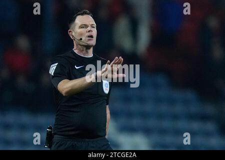 Blackburn, Royaume-Uni. 31 août 2023. Arbitre James Linington lors du Sky Bet Championship Match Blackburn Rovers vs Bristol City à Ewood Park, Blackburn, Royaume-Uni, le 12 décembre 2023 (photo Steve Flynn/News Images) à Blackburn, Royaume-Uni le 8/31/2023. (Photo Steve Flynn/News Images/Sipa USA) crédit : SIPA USA/Alamy Live News Banque D'Images