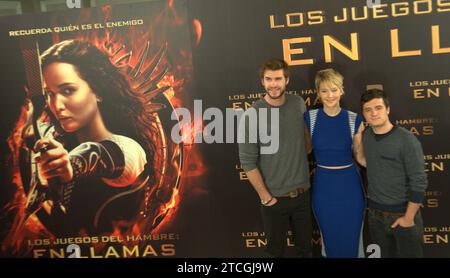 11/13/2013. Madrid. Espagne. Hunger Games Photocall : Catching Fire. Les acteurs Jennifer Lawrence, Josh Hutcherson, Liam Hemsworth, Francis Lawrence et Nina Jacobdon ont assisté aux photographes à un photocall. PHOTO : DE SAN BERNARDO. Archdc. Crédit : Album / Archivo ABC / Eduardo San Bernardo Banque D'Images