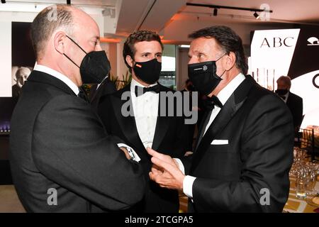 Madrid, 06/22/2021. Les rois d'Espagne Don Felipe et Doña Letizia remettent les prix Mariano de Cavia, Luca de Tena et Mingote à Javier Cercas, José María Carrascal et Ricardo. Photo : de San Bernardo. ARCHDC. Crédit : Album / Archivo ABC / Eduardo San Bernardo Banque D'Images