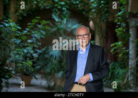 Séville, 05/24/2022. Entretien avec Alfonso Guerra à l'occasion de son entrée à l'Académie royale sévillienne des bonnes lettres. Photo : Raúl Doblado. ARCHSEV. Crédit : Album / Archivo ABC / Raúl Doblado Banque D'Images