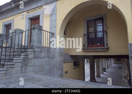 Brunete (Madrid) 04/28/2016. Vues des Porticos de la Plaza Mayor. Photo : Isabel Permuy Archdc. Crédit : Album / Archivo ABC / Isabel B Permuy Banque D'Images