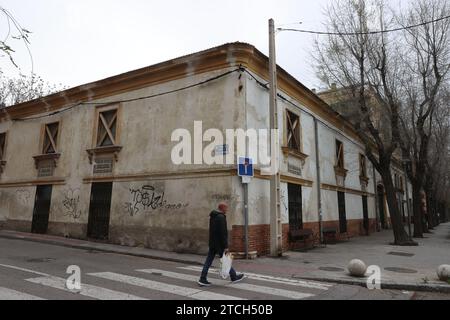 Valdemoro (Madrid), 03/03/2022. Construire sur Avda. De Andalucía, 12 ans, en ruine totale avec risque d'effondrement. Photo : Jaime García. ARCHDC. Crédit : Album / Archivo ABC / Jaime García Banque D'Images