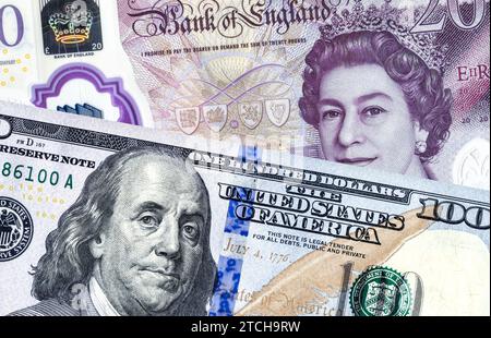 Billet en dollars américains et billet en livres sterling. Concept commercial du taux de change, bourse, trading Banque D'Images