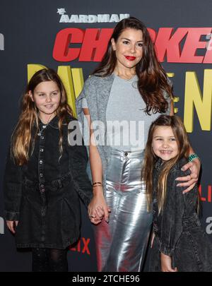 Londres, Royaume-Uni. 10 décembre 2023. Imogen Thomas a assisté à la première britannique de 'Chicken Run : Dawn of the Nugget' à Picturehouse Central à Londres. Crédit : SOPA Images Limited/Alamy Live News Banque D'Images