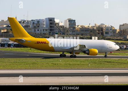 DHL (ASL Airlines) Airbus A300F4-605R (Reg : EI-LDD) effectuant un vol supplémentaire pour DHL en plus du vol quotidien par un 757. Banque D'Images