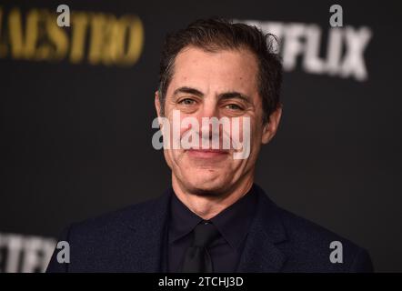 Beverly Hills, États-Unis. 12 décembre 2023. Josh Singer arrive à la projection spéciale de Los Angeles de “Maestro” à l’Academy Museum of Motion Pictures le 12 décembre 2023 à Beverly Hills, Californie. © Lisa OConnor/AFF-USA.com crédit : AFF/Alamy Live News Banque D'Images