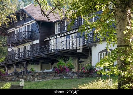 Lake McDonald Lodge dans le Montana Banque D'Images